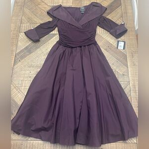 Elegant Long Sleeve Burgundy Dress